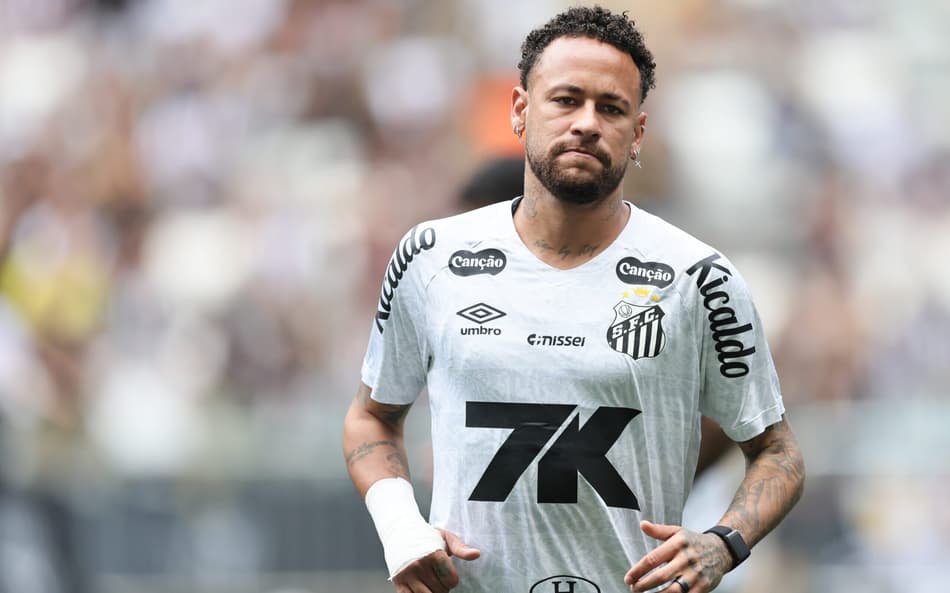 Neymar antes de Atlético-MG x Santos (Foto: Gilson Lobo/AGIF)