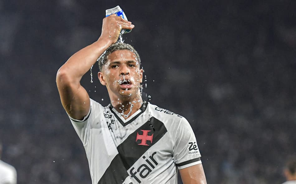 Barros na partida entre Vasco e Flamengo