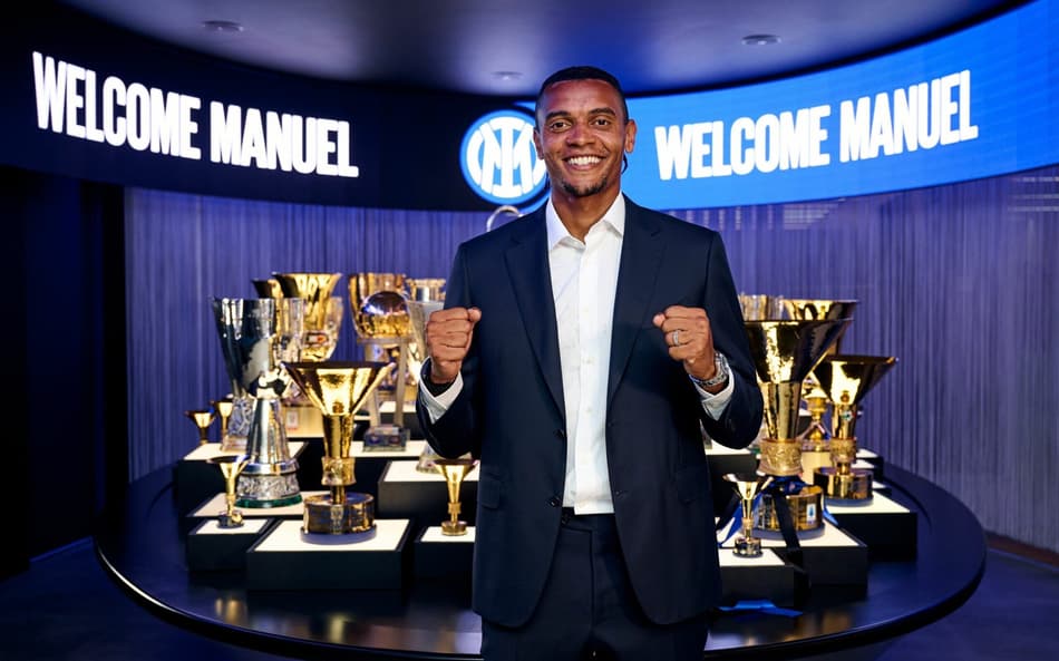 Apresentação de Manuel Akanji na Inter de Milão (Foto: Reprodução/x)