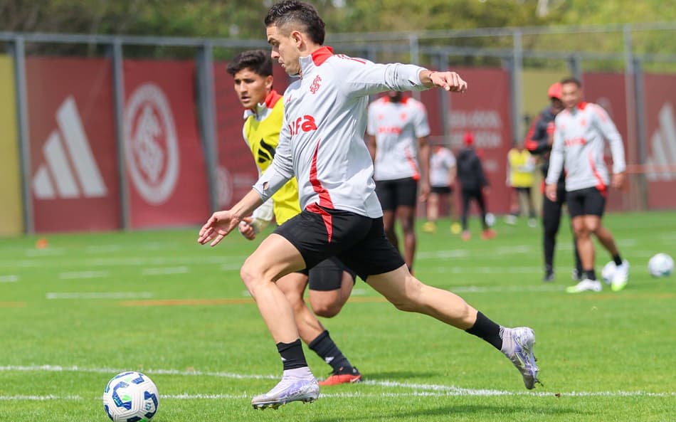 Rafael Borré, atacante do Internacional