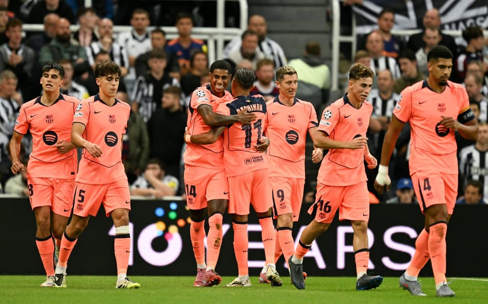 Com dois de Rashford, o Barcelona derrotou o Newcastle por 2 a 0, pela Champions League (Foto: Oli SCARFF / AFP)