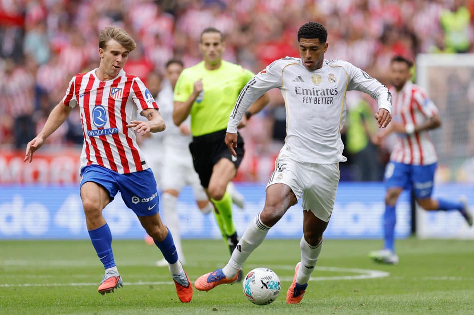 Bellingham em ação no jogo entre Atlético de Madrid e Real Madrid