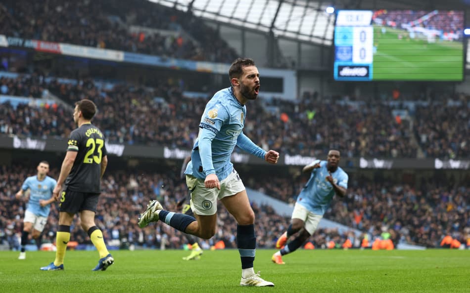 FBL-ENG-PR-MAN CITY-EVERTON