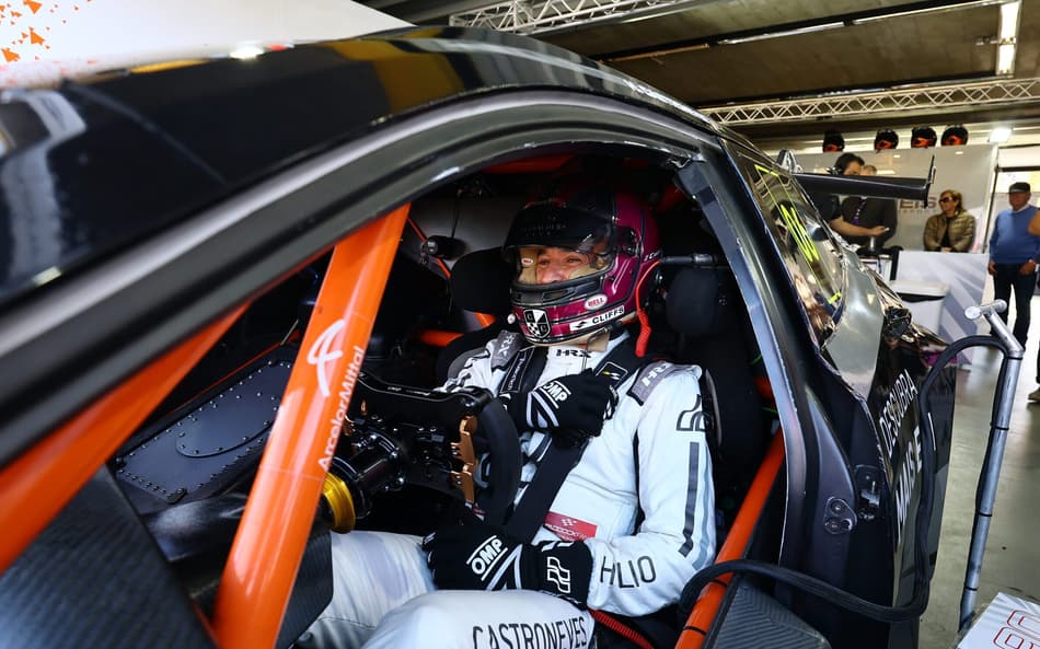Helio Castroneves destaca crescimento vivido no circuito de Cascavel (Foto: Castroneves Racing)