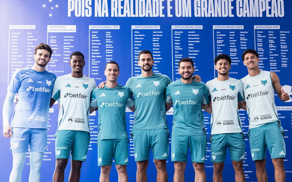 Jogadores e membros da comissão técnica do Cruzeiro na Seleção Brasileira Sub-20 (Foto: X/Cruzeiro)