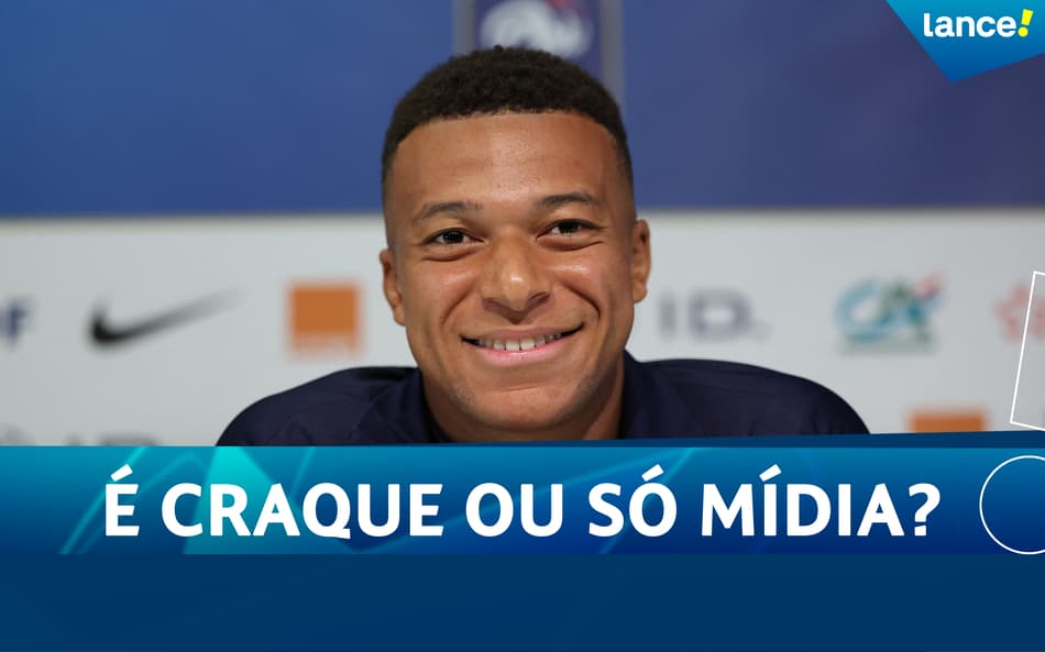 Kylian Mbappé em coletiva da França na Data Fifa