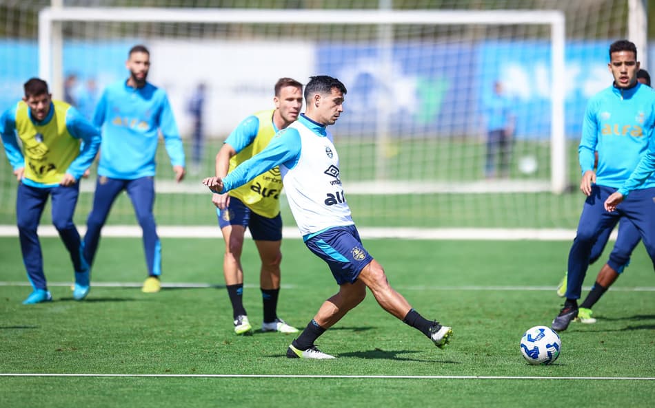 Cristaldo pode voltar a receber chance como titular do Grêmio após dois meses. (Foto: Lucas Uebel/Grêmio FBPA)