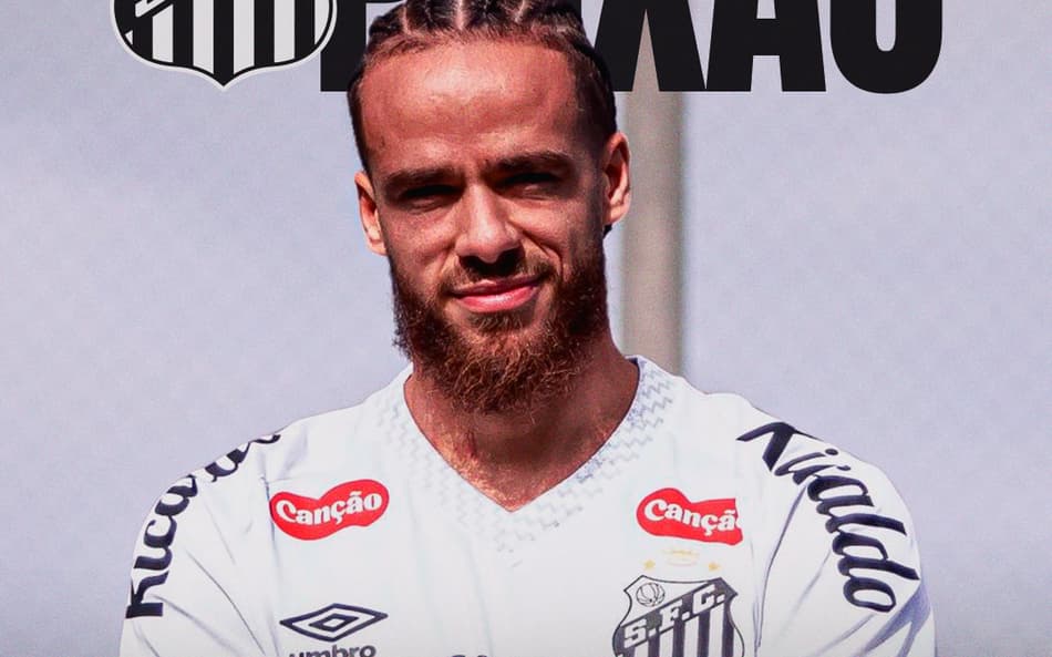 Jogador foi anunciado oficialmente pelo Santos (Foto: Divulgação)