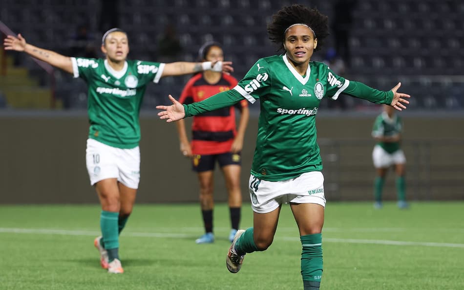 Greyci comemora gol em Palmeiras x Sport, pela Copa do Brasil Feminina. (Foto: Fabio Menotti/Palmeiras)