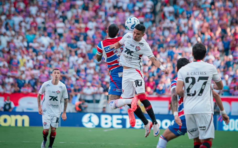 Partida entre Fortaleza e Vitória, pelo Brasileirão (Foto: Mateus Lotif/Fortaleza EC)