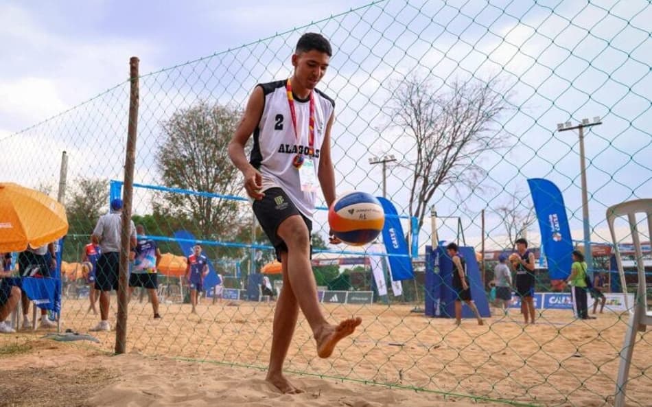 Lionel Messi, de Alagoas, no vôlei de praia dos Jogos da Juventude (Foto: Wagner Araújo/COB)