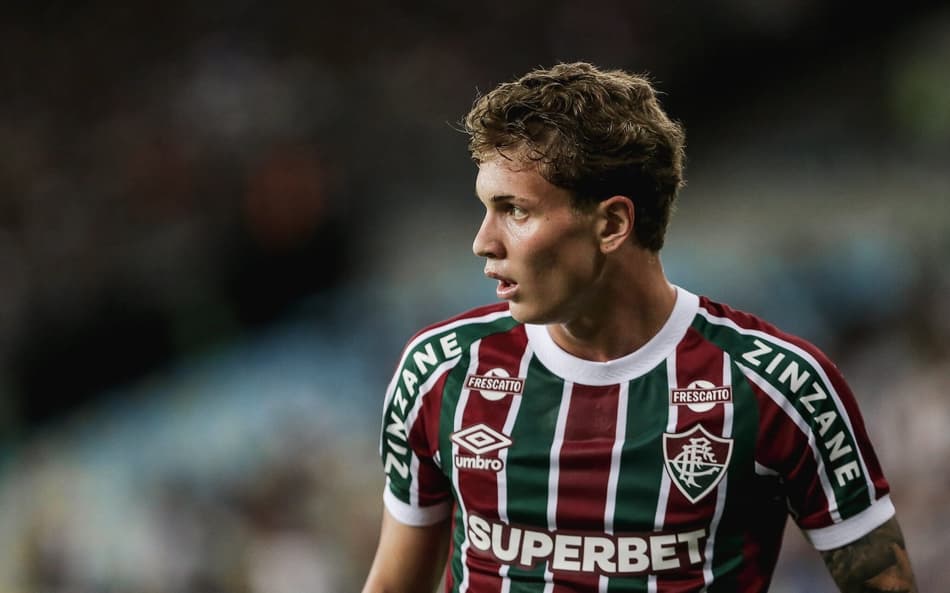 Léo Jance em campo pelo Fluminense: Lucas Merçon/FFC)