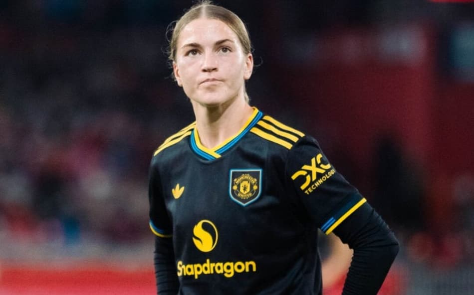 Jess Park, do Manchester United, em campo pela Champions Feminina