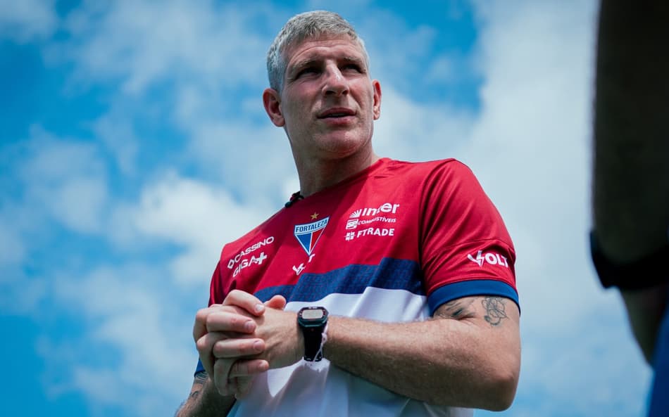 Martín Palermo, treinador do Fortaleza (Foto: Mateus Lotif/Fortaleza EC)