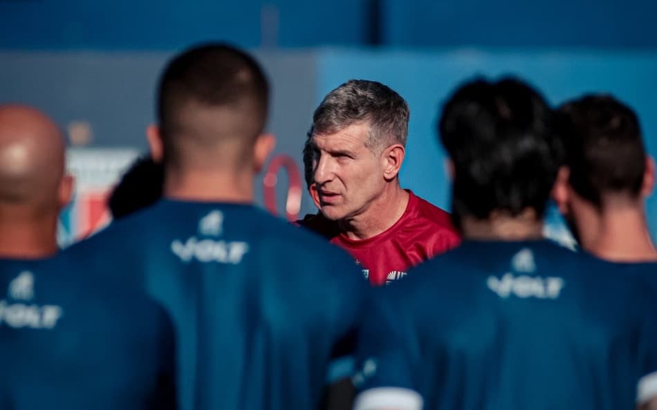 Martín Palermo, treinador do Fortaleza (Foto: Mateus Lotif/Fortaleza EC)