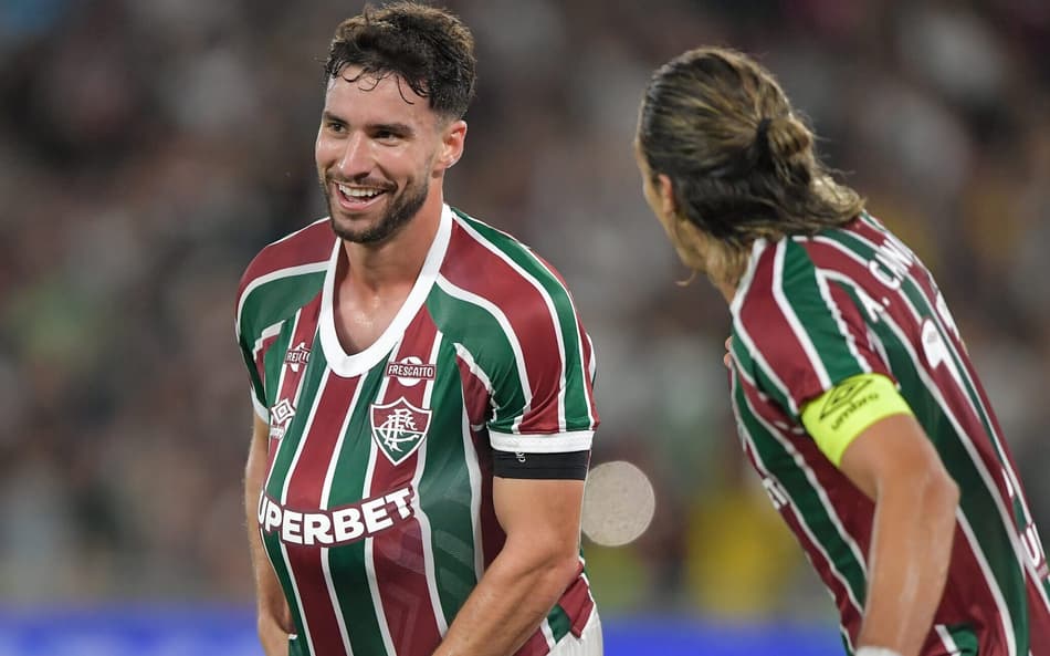 Martinelli, do Fluminense, comemora seu gol contra o América de Cali pela Su-Americana