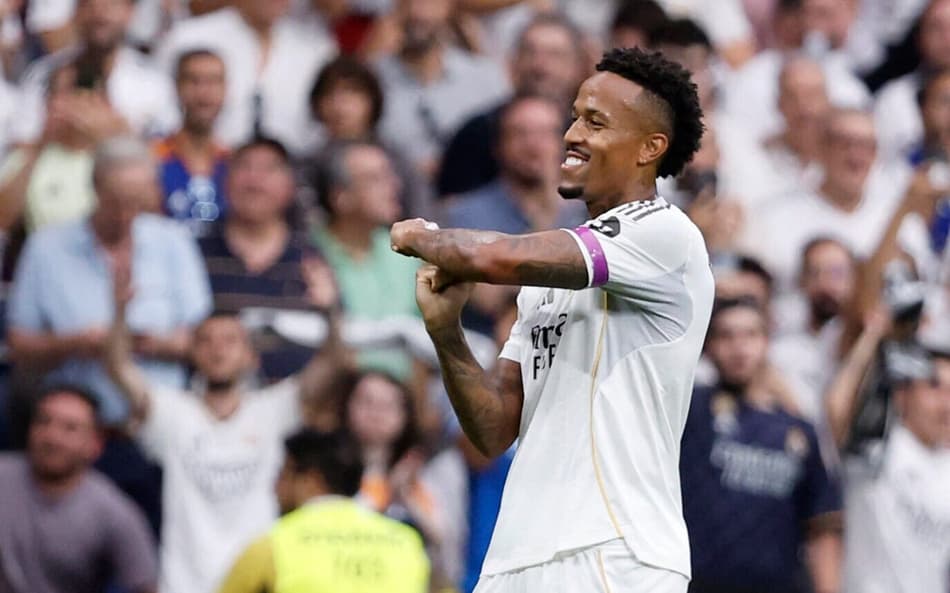 Militão comemorando o gol feito no duelo contra o Real Madrid e Espanyol (Foto: Oscar del Pozo/AFP)
