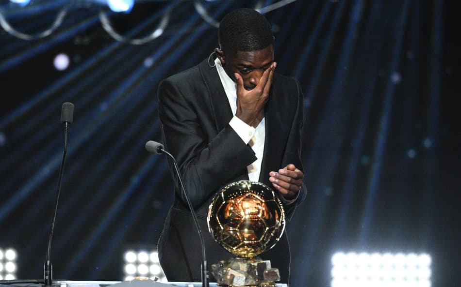 Ousmane Dembélé venceu a Bola de Ouro (Foto: Divulgação/France Football)