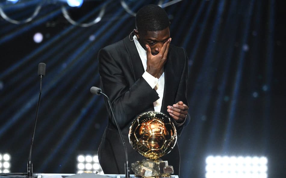 Ousmane Dembélé venceu a Bola de Ouro (Foto: Divulgação/France Football)