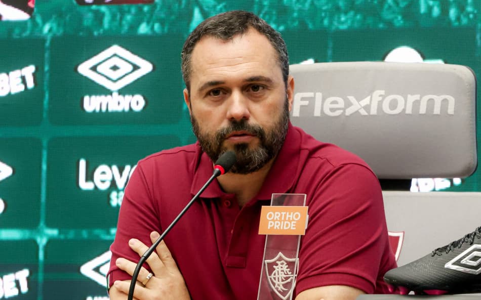 Presidente do Fluminense, Mário Bittencourt durante coletiva de imprensa no CT Carlos Castilho