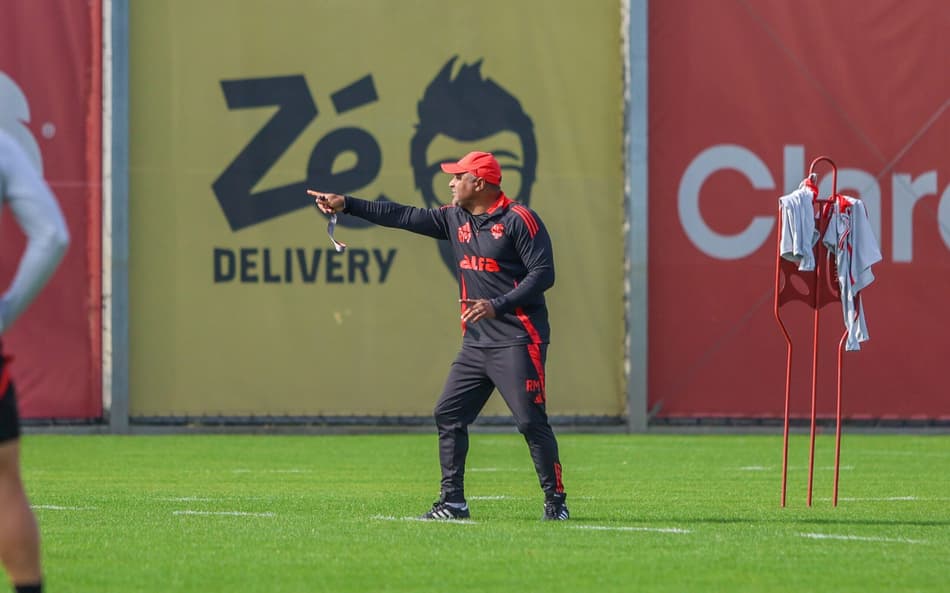 Roger Machado, técnico do Internacional