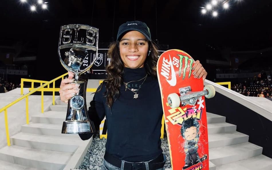 Rayssa Leal durante competições internacionais (Foto: Reprodução/ Redes Sociais)