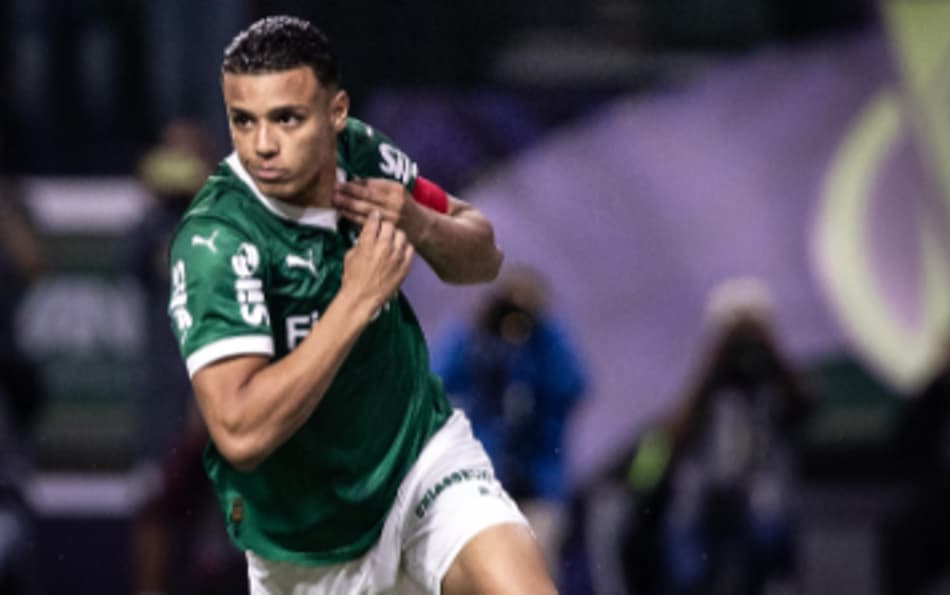Robson, zagueiro da base do Palmeiras