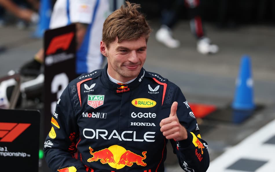 Max Verstappen conquista pole position no GP do Ajerbaijão (Foto: Steven Tee / LAT Images / Getty Images / Red Bull Content Pool)