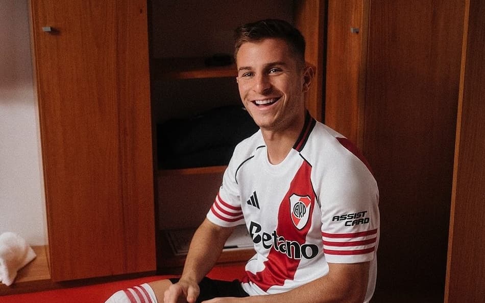 Giuliano Galoppo está emprestado ao River (Foto: Divulgação)
