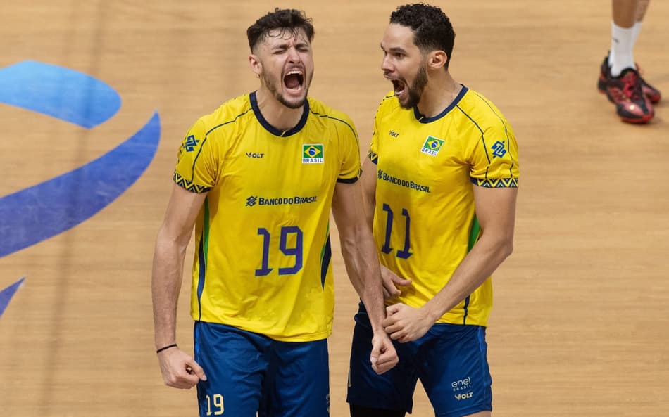 Seleção Brasileira venceu a China por 3 sets a 0 na estreia do Mundial de Vôlei masculino (Foto: Ted ALJIBE / AFP)