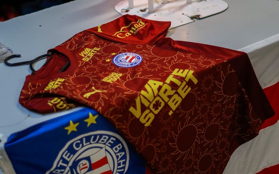 Uniforme do Bahia no vestiário da Fonte Nova (Foto: divulgação / EC Bahia)
