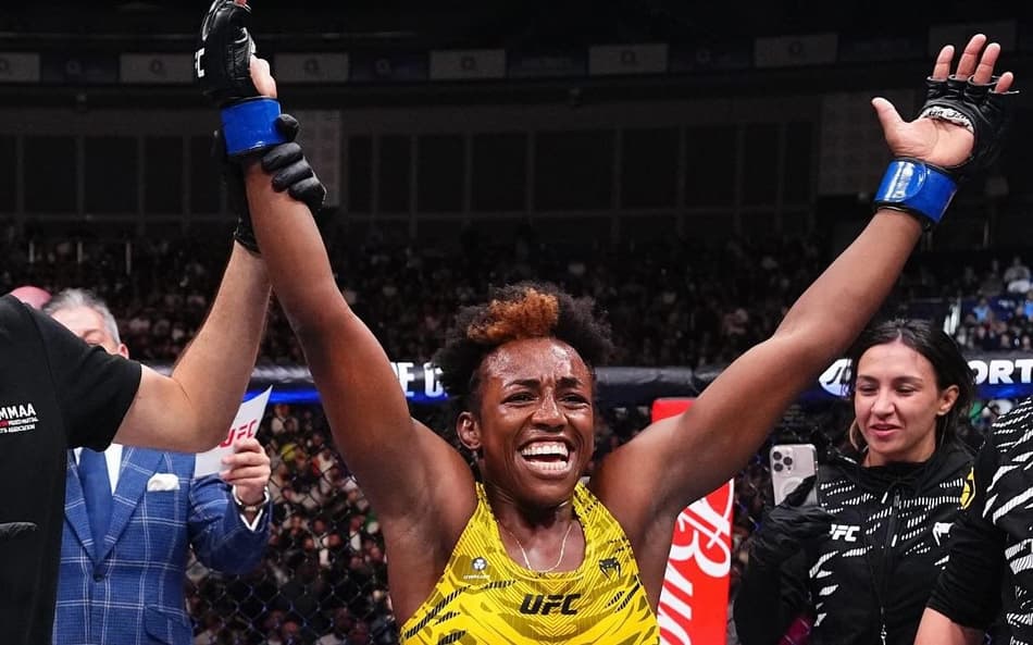 Burguesinha em ação no UFC (Foto: Reprodução Instagram Alexia Thainara)