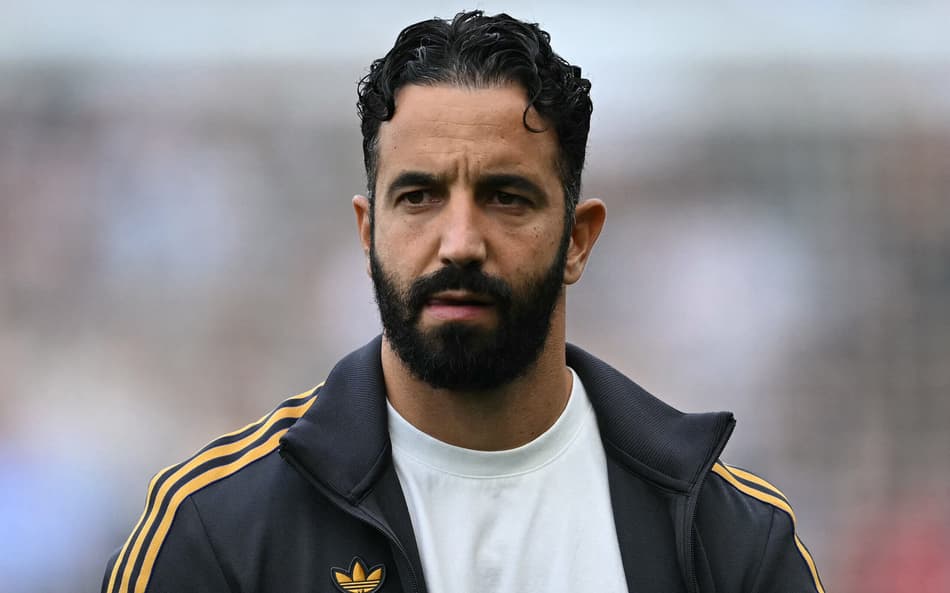 Técnico do Manchester United, Rúben Amorim em jogo contra o Fulham, pela Premier League