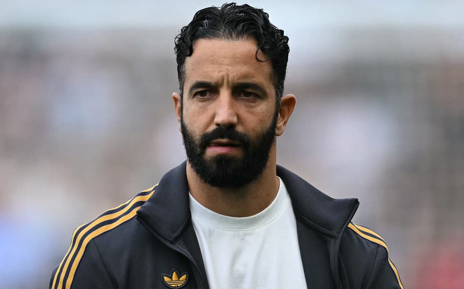 Técnico do Manchester United, Rúben Amorim em jogo contra o Fulham, pela Premier League