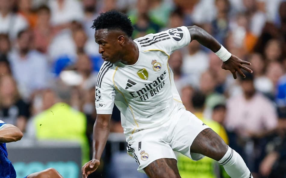 Vini Jr em ação pelo Real Madrid (Foto: Oscar del Pozo/AFP)