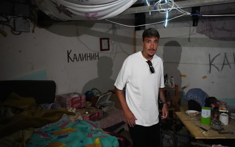 Romarinho atua na Ucrânia (Foto: Divulgação)