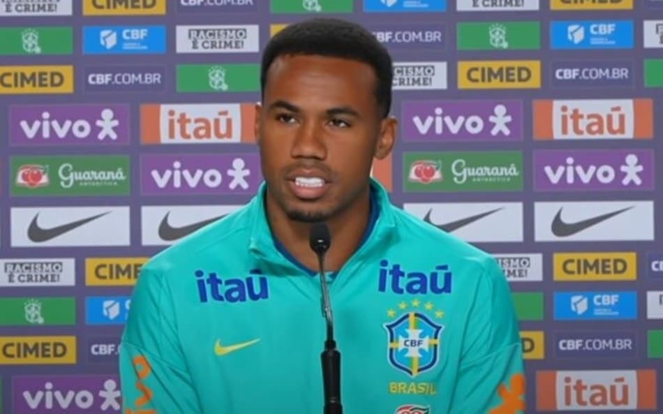 Gabriel Magalhães. zagueiro da Seleção, em entrevista coletiva (Foto: Reprodução/CBF)