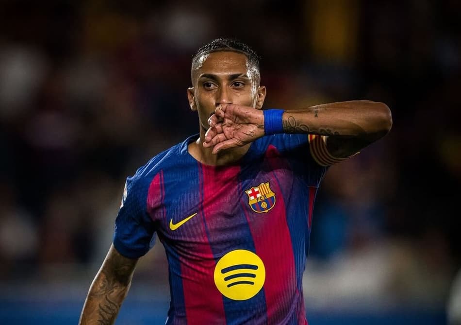 Raphinha é um dos favoritos pelo prêmio (Foto: Divulgação/FC Barcelona)