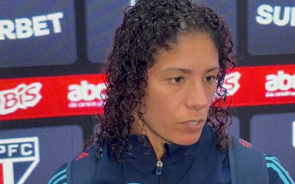 Cristiane critica arbitragem em São Paulo x Flamengo, pela Copa do Brasil. (Foto: Giselly Corrêa/Lance!)