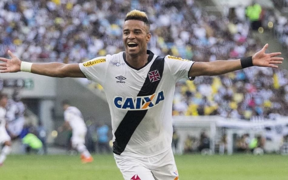 Rafael Silva comemora gol marcado pelo Vasco
