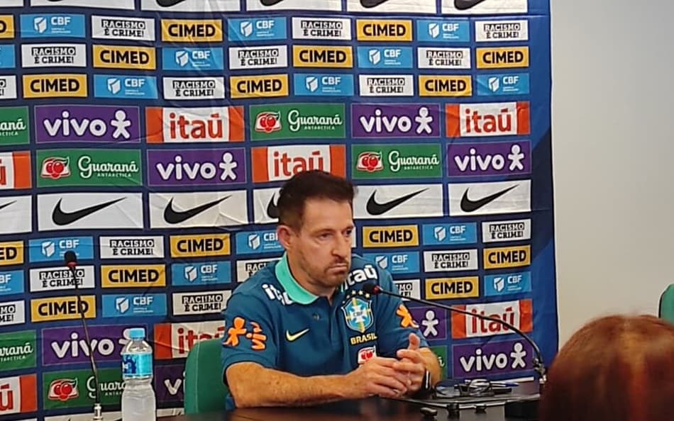 Ramon Menezes, técnico da Seleção Sub-20 (Foto: Leonardo Bessa/Lance!)
