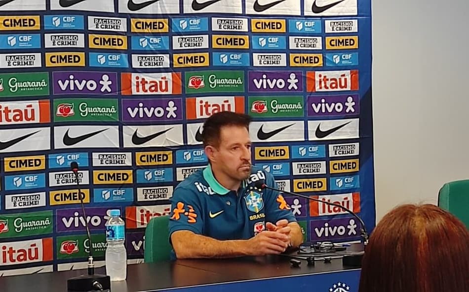 Ramon Menezes, técnico da Seleção Sub-20 (Foto: Leonardo Bessa/Lance!)