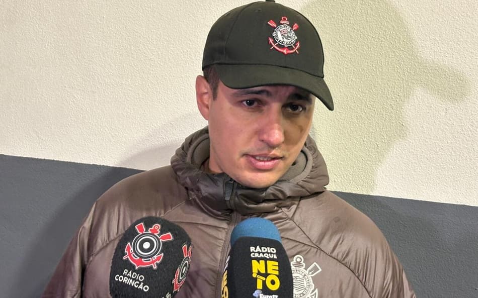 Lucas Piccinato fala após eliminação do Corinthians para o São Paulo na Copa do Brasil Feminina. (Foto: Giselly Corrêa/Lance!)