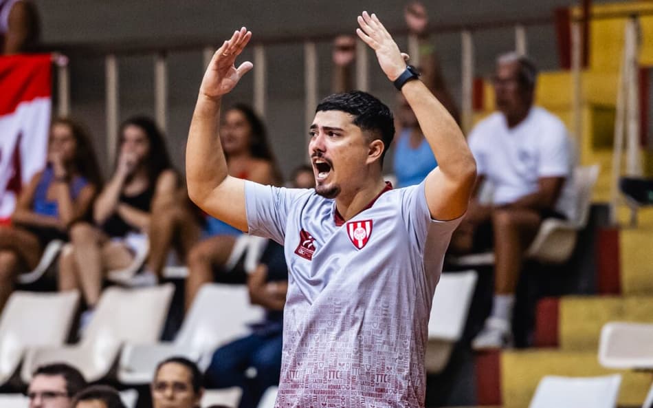 Matheus Bieler, treinador do Tijuca Tênis Clube (Foto: Thiago Mendes)