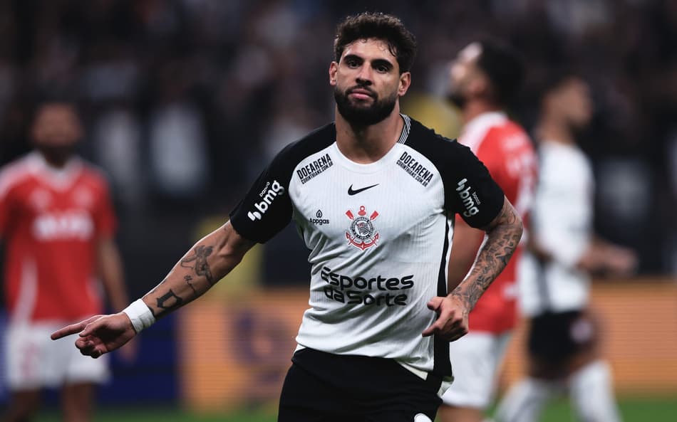 Yuri Alberto comemora gol contra o Inter