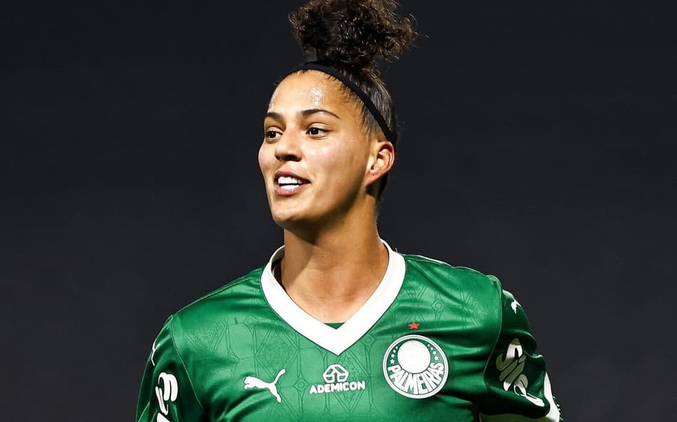Maior artilheira do futebol feminino do Palmeiras, Amanda Gutierres comemora mais um gol pelo Brasileirão. (Foto: Rebeca Reis/Staff Images Woman/ CBF)