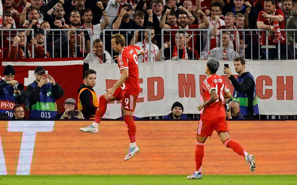 Harry Kane marcou duas vezes na vitória do Bayern de Munique por 3 a 1, contra o Chelsea, pela Champions League (Foto: Alexandra BEIER / AFP)