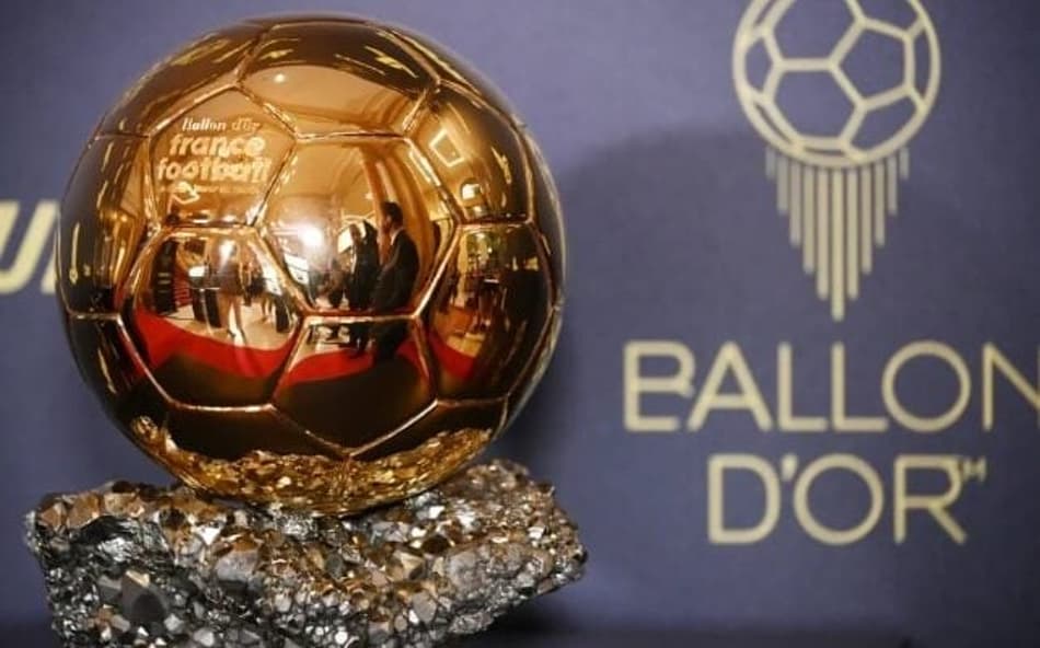 Bola de Ouro conhecerá seus vencedores nesta segunda-feira. Foto: FRANCK FIFE/AFP