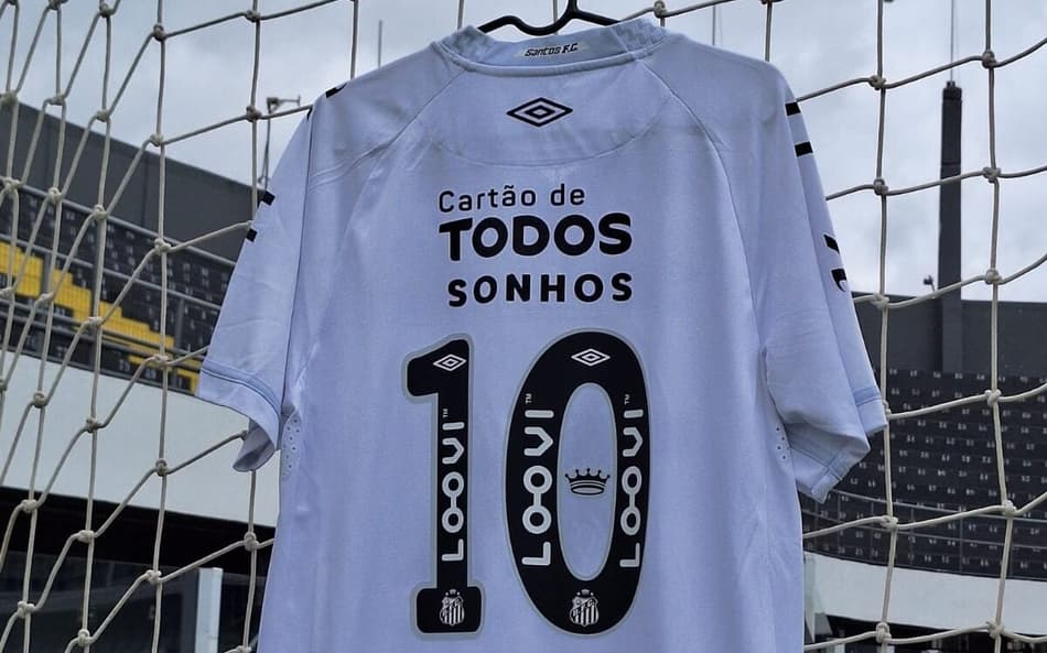 Santos promove troca de patrocinador na camisa; entenda