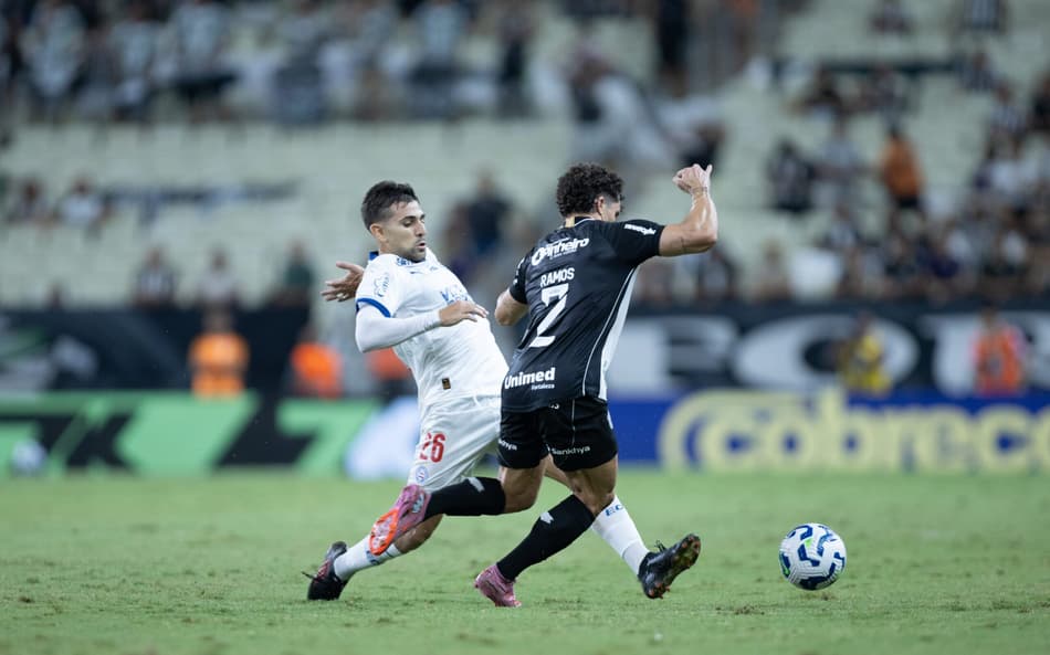 Ceará e Bahia se enfrentam no Castelão